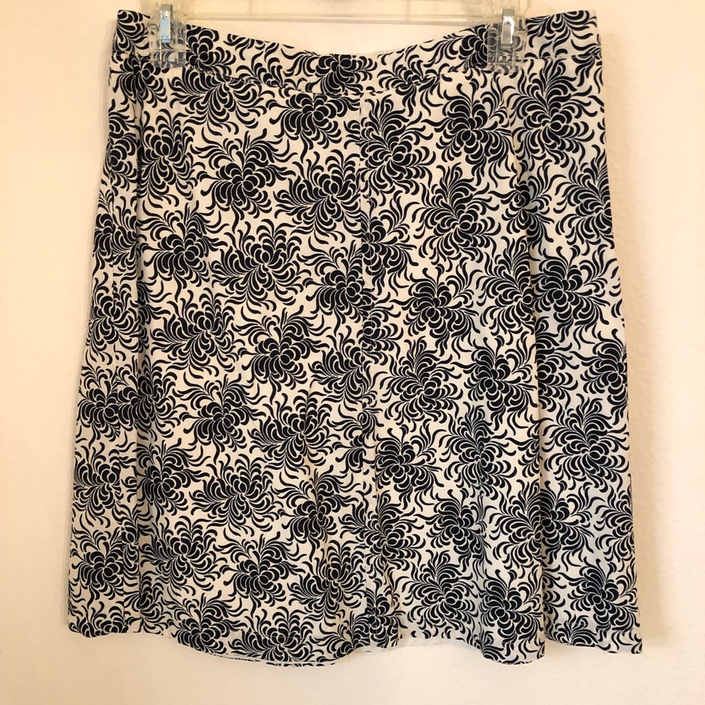 The Gap Cotton Black/White Print skirt 6